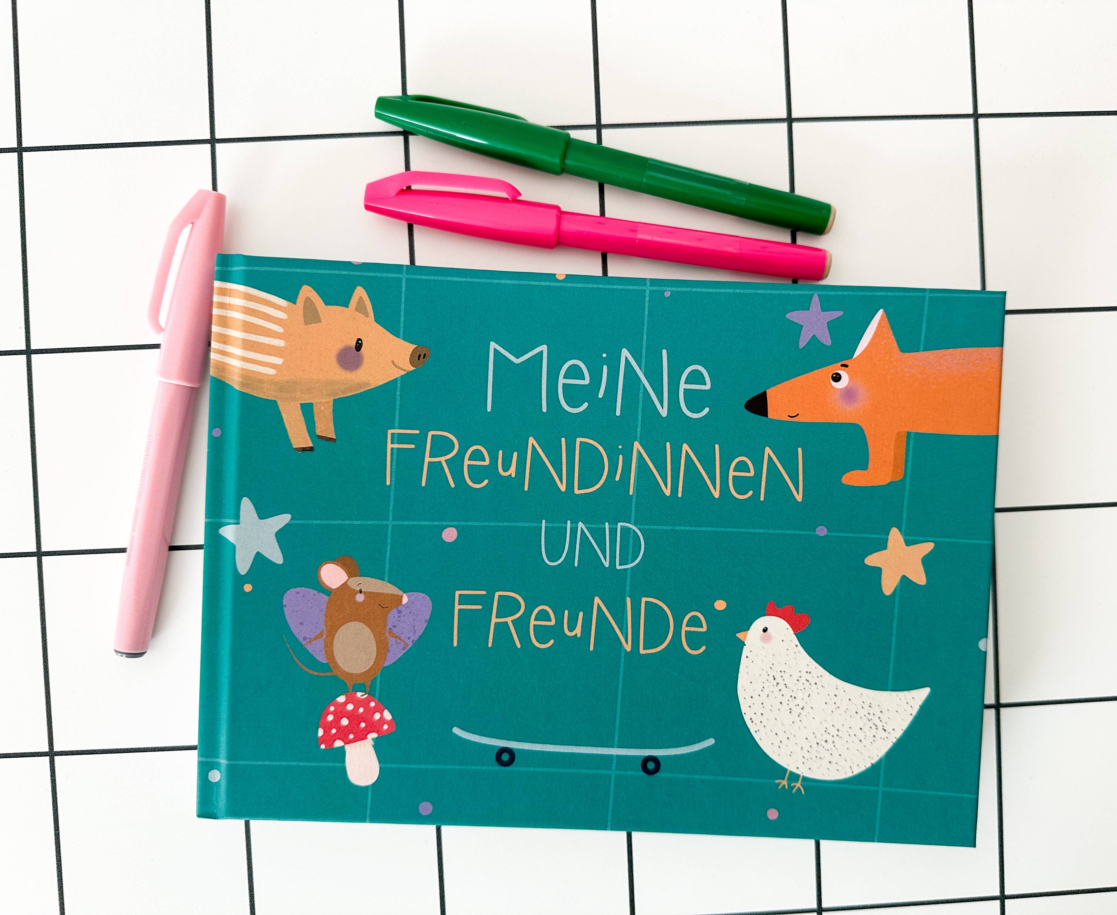 StudioSonna - Wholesale Coloring & Activity Book - Kids & Baby - Friends book funny animals for kindergarten & elementary school time