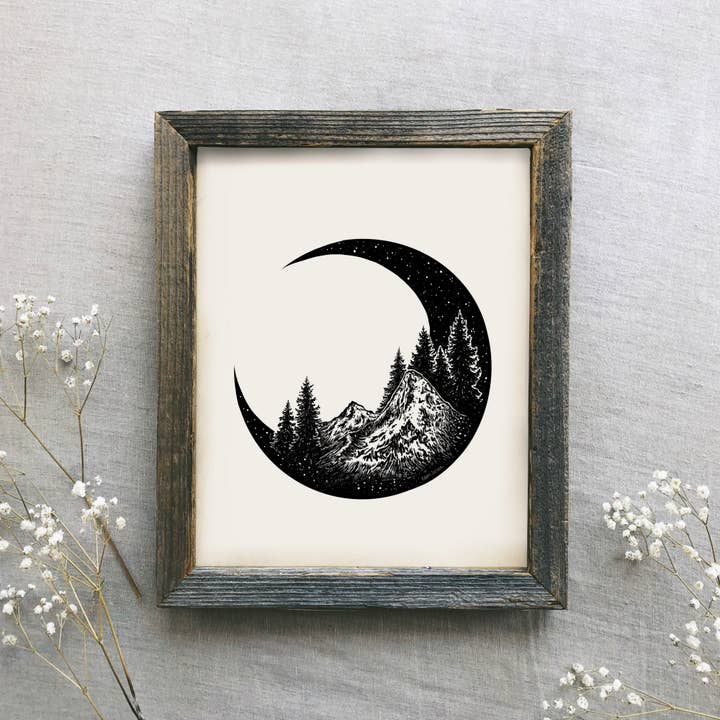 Kaari & Co. – Großhandel Kunstdruck – Berg und Wald Crescent Moon Kunstdruck