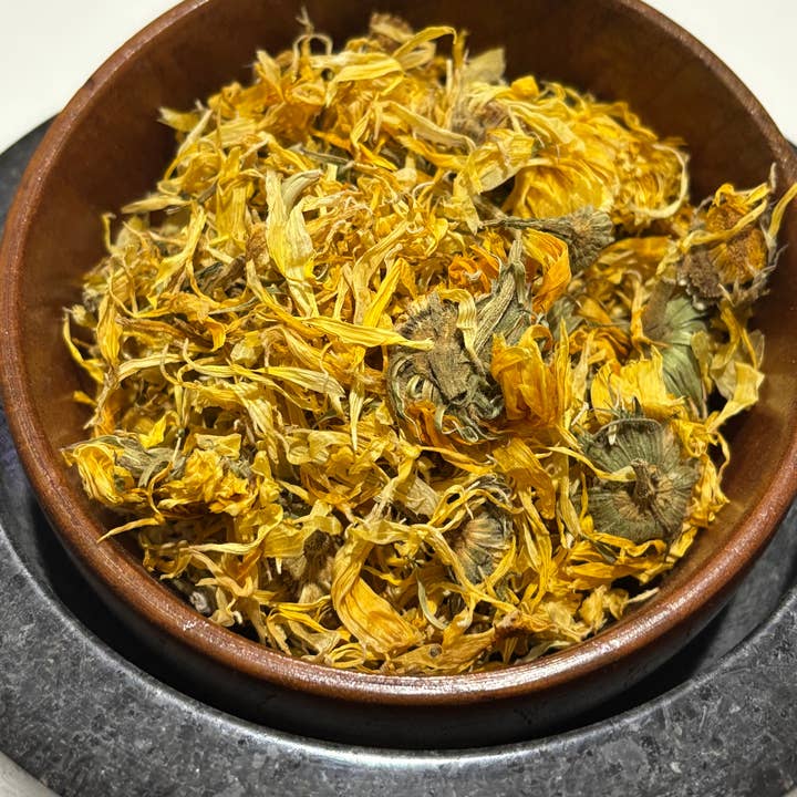 Essential Diamonds Co - Wholesale Meditation Supplies - Calendula Flowers