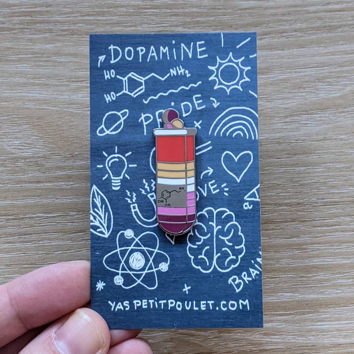 Lesbian Dopamine | Insignia esmaltada para venta al por mayor de Yas Petit Poulet