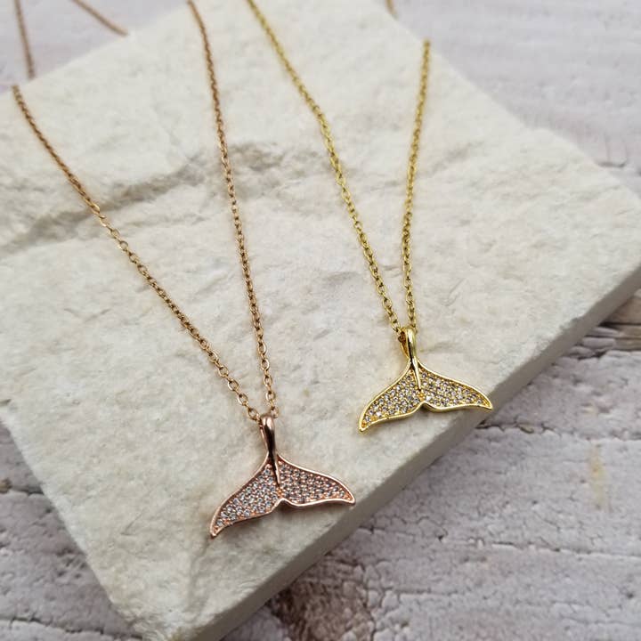 Colliers en queue de sirène pour la vente par Treasure Wholesale