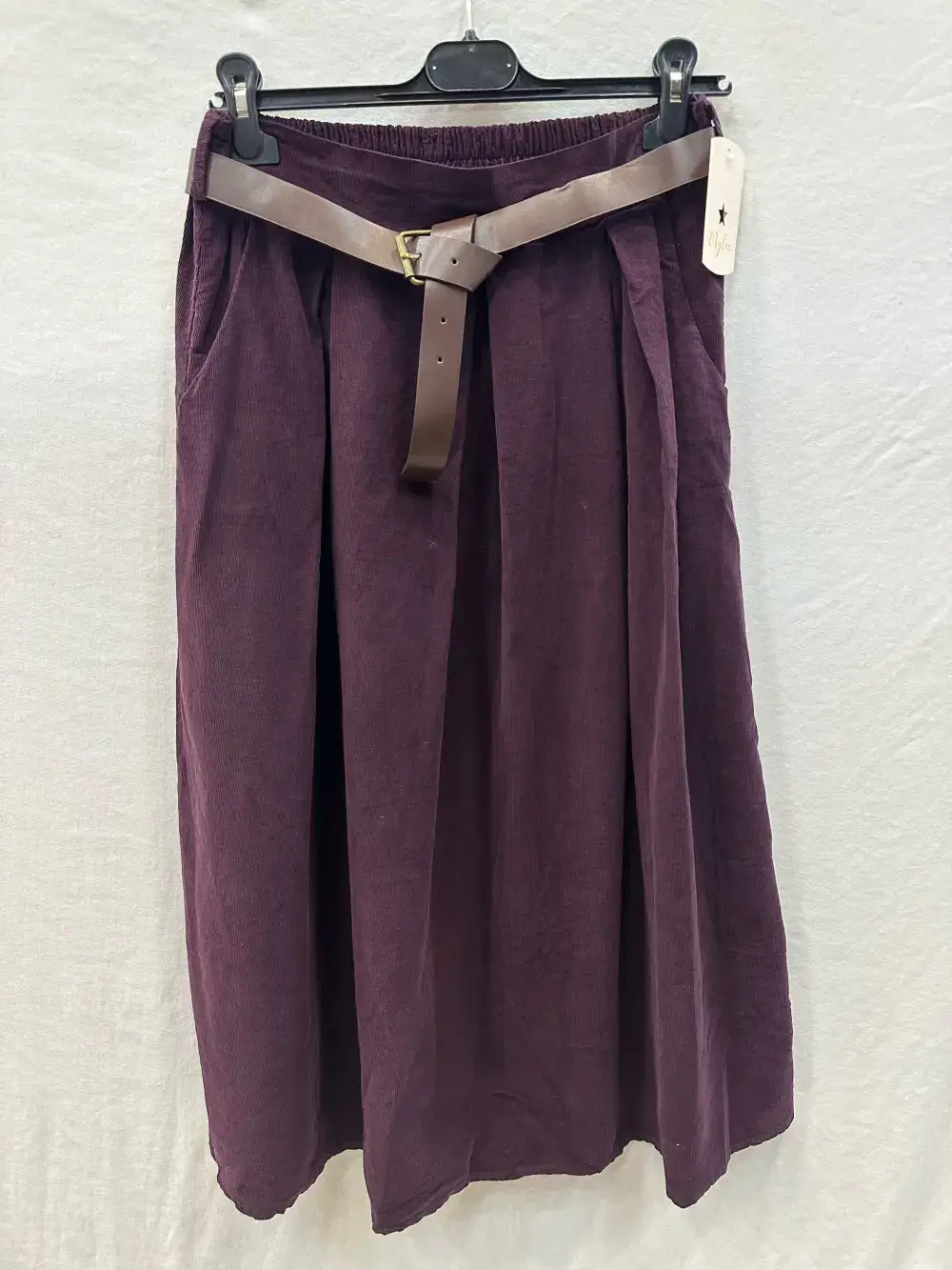 Mimi & Gogo - Wholesale Skirt - Women's - Velvet Skirt With Belt @8855_JuVCeinture8