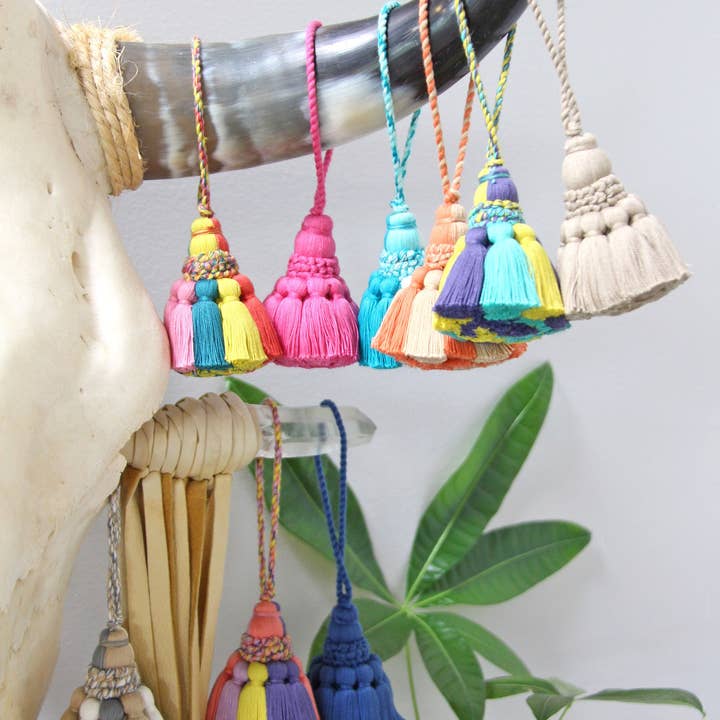 Woman Shops World – wholesale Purse/bag accessory – Women’s – Temple Belle Home Decor Tassels, Purse Charms, Bag Swag, 7"4