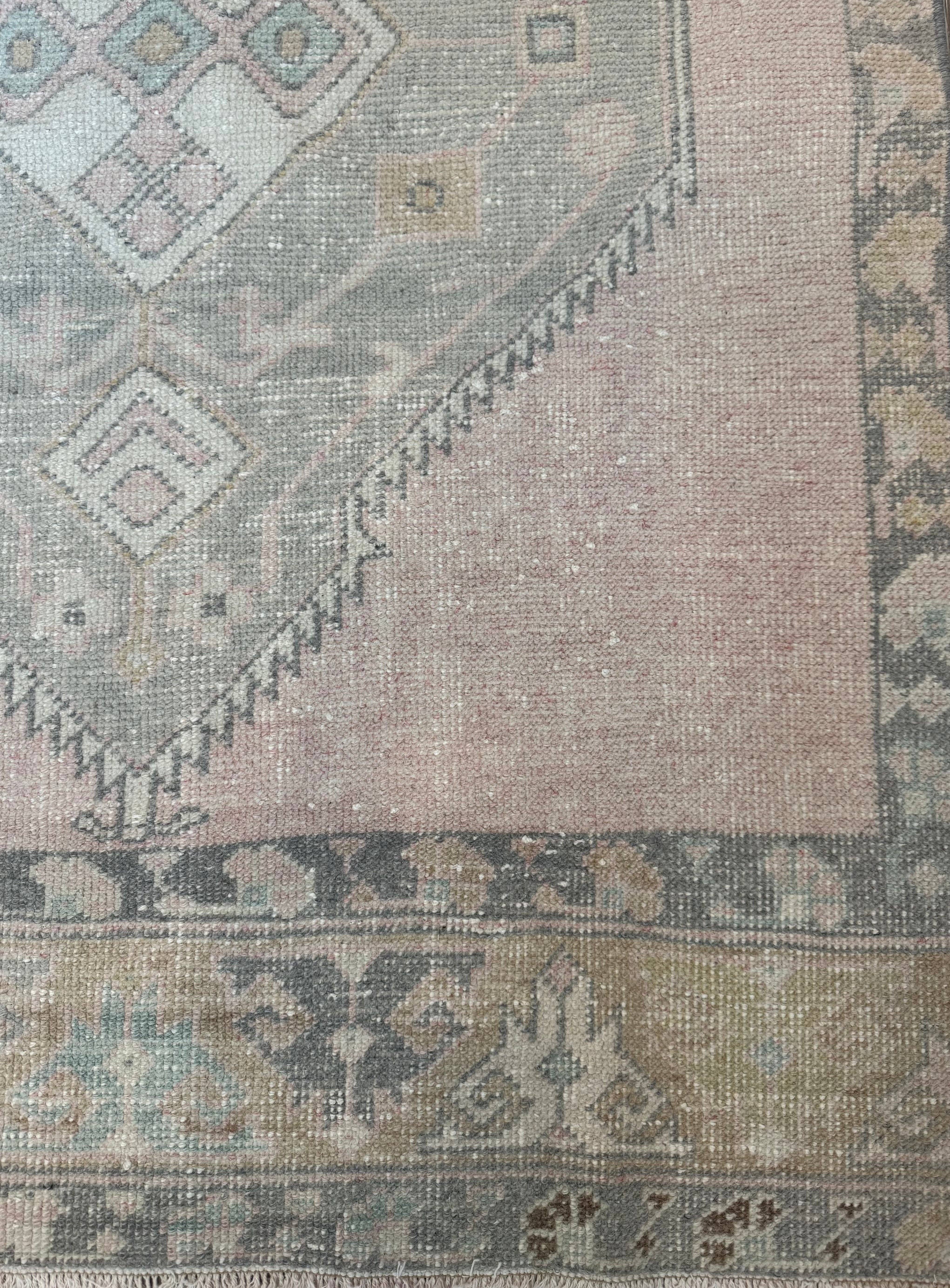 peony + olive - Wholesale Runner Rug - Vintage Turkish Rug - Runner No. 513