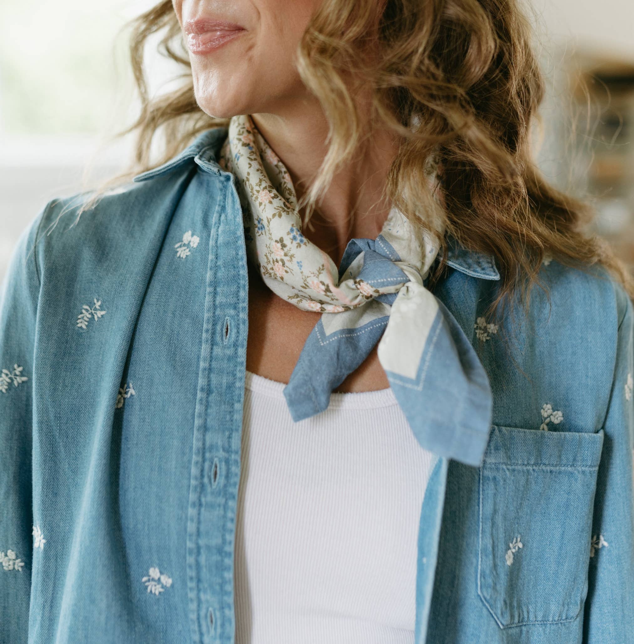 Flowerie – wholesale Bandana – Women's – Flutterby Bandana | Bloom Field - Blue Floral6