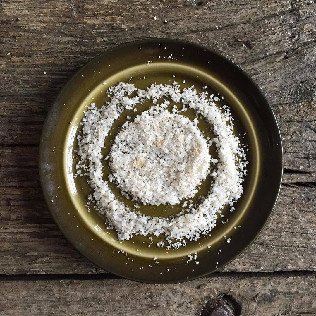 Saltverk - Wholesale Salt - SALTVERK Birch Smoked Salt6