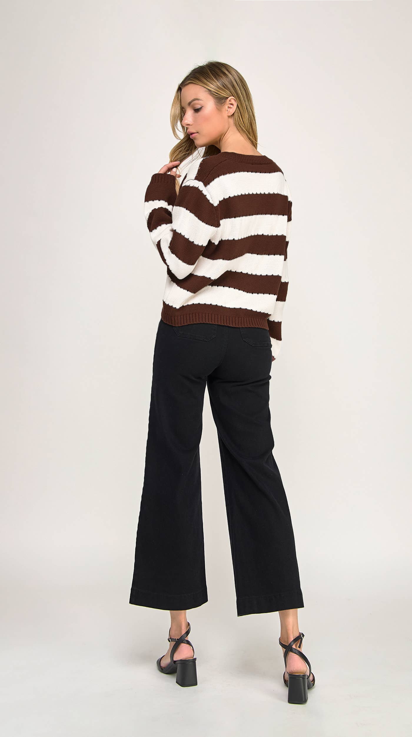 Hersy - Wholesale Knit Top - Women's - CHUNKY DETAIL V NECK STRIPE KNIT TOP-HT02057