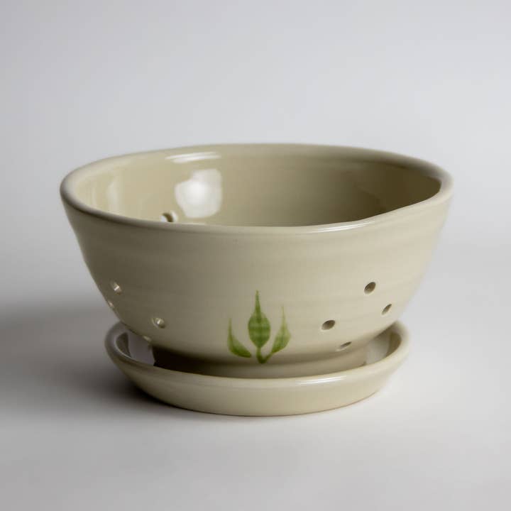 Emerson Creek Pottery - Wholesale Colander - Berry Colander w/Saucer21