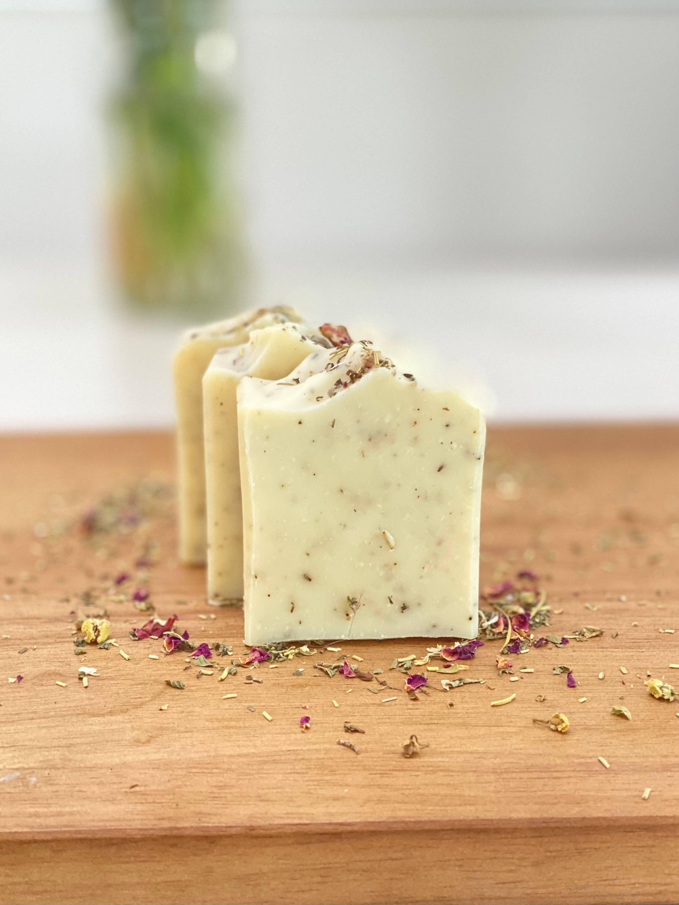 Pluff Mud Mercantile - Wholesale Bar Soap - 5 oz Good 'Lawd Gardenia Handcrafted Soap3