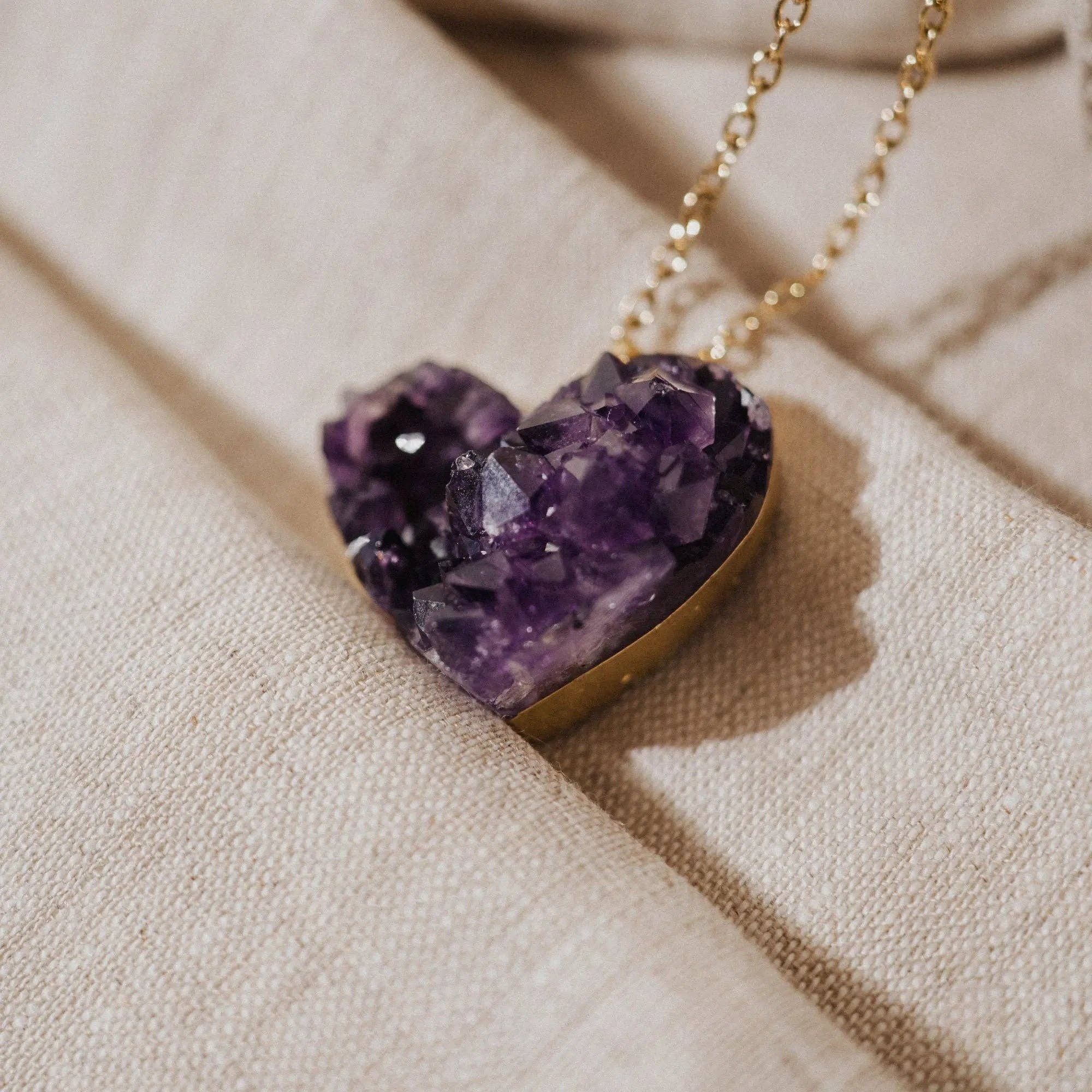 PHOEBE´S - Wholesale Pendant/charm necklace - Amethyst Necklace, Birthstone Heart