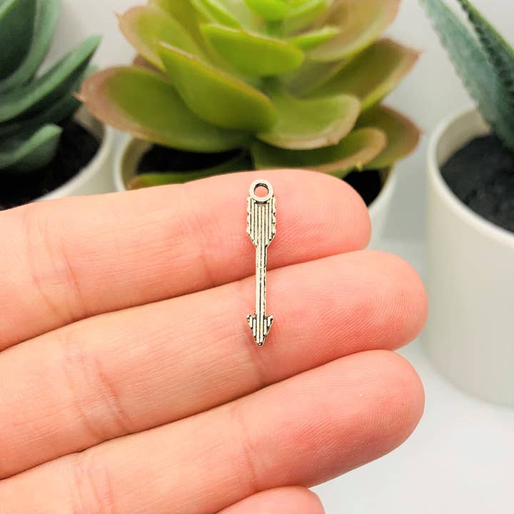 Guerrilla Charm - Wholesale Individual Charm/Pendant - Small Silver Arrow Charms, 22x4mm