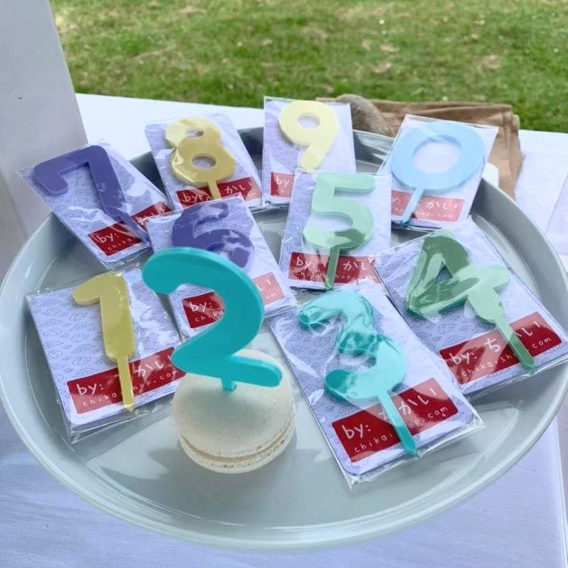 Chikai Shop - Wholesale Cake/Cupcake Topper - Number cake topper in acrylic, cupcake topper macaron topper2