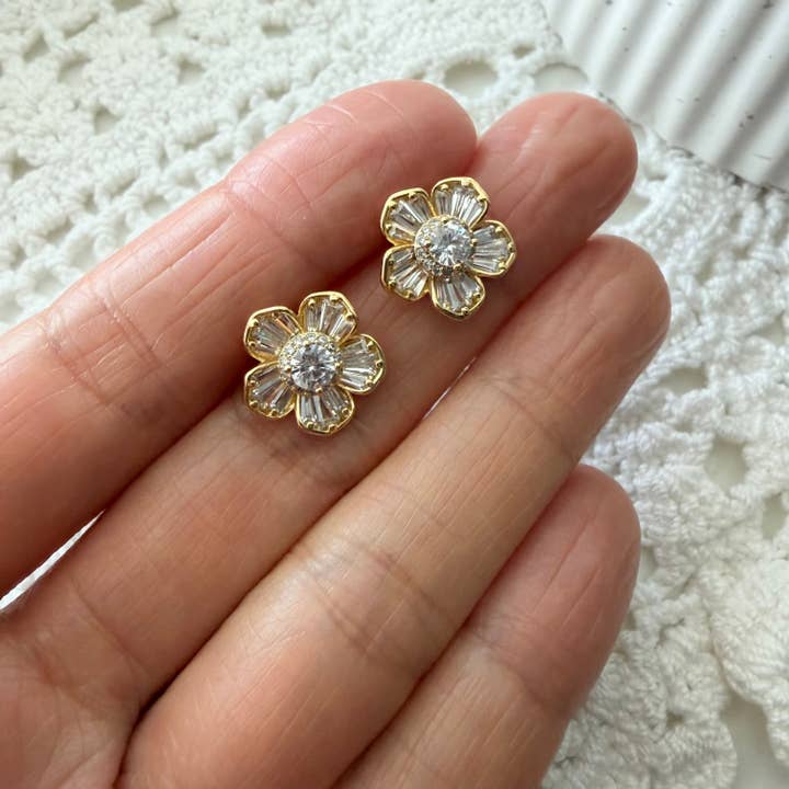 Golden Baguette Flower Earrings for wholesale by musthavemustget