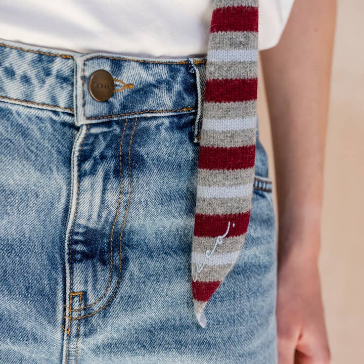 TBCo - Wholesale Scarf – Women's - Merino Wool Neck Tie in Burgundy Stripe2