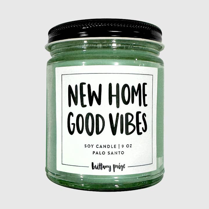 Nieuwe Home Good Vibes-kaars voor wholesale door Brittany Paige