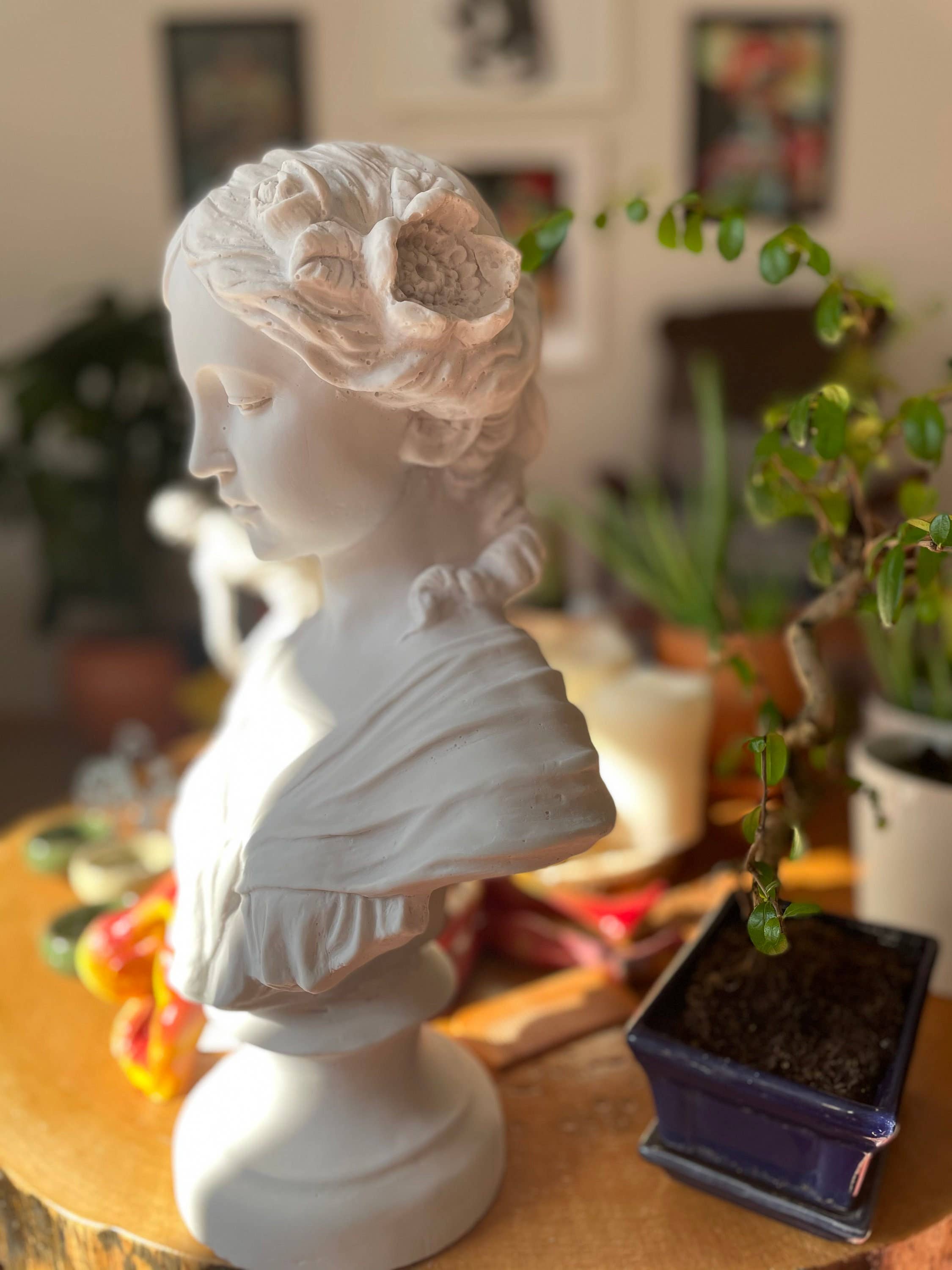 RomaArtSculptures - Wholesale Sculpture - Large Lady Statue1