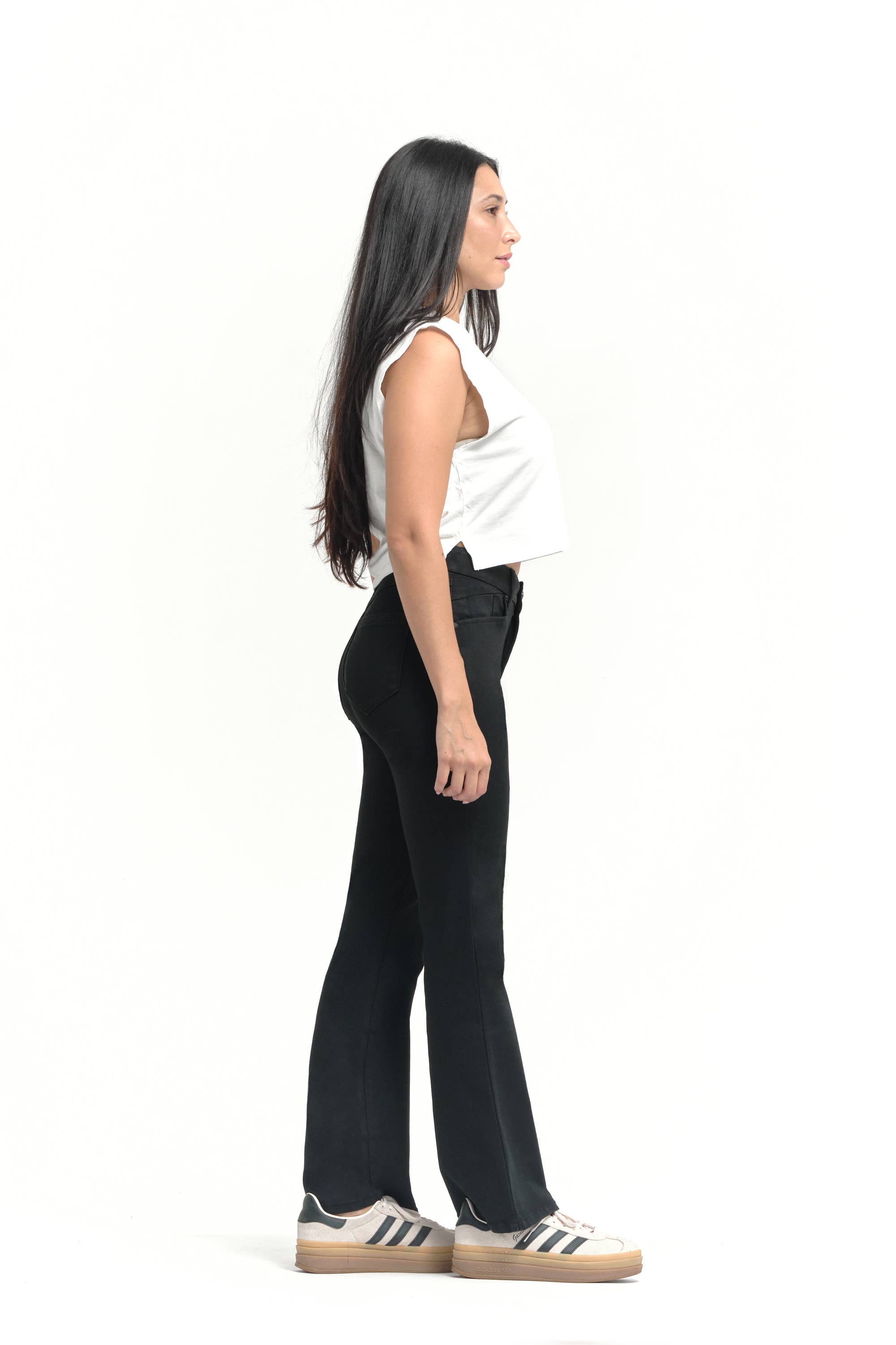 1822 Denim – wholesale Jeans - Dam – 30" Bättre Smör Slim Boot Jean i Svart3