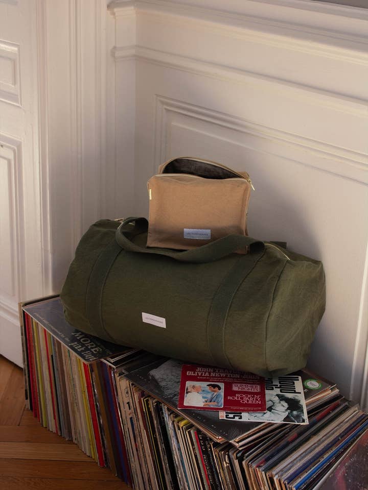 Gift box - The Adventurer (cube) for wholesale by Les Pensionnaires