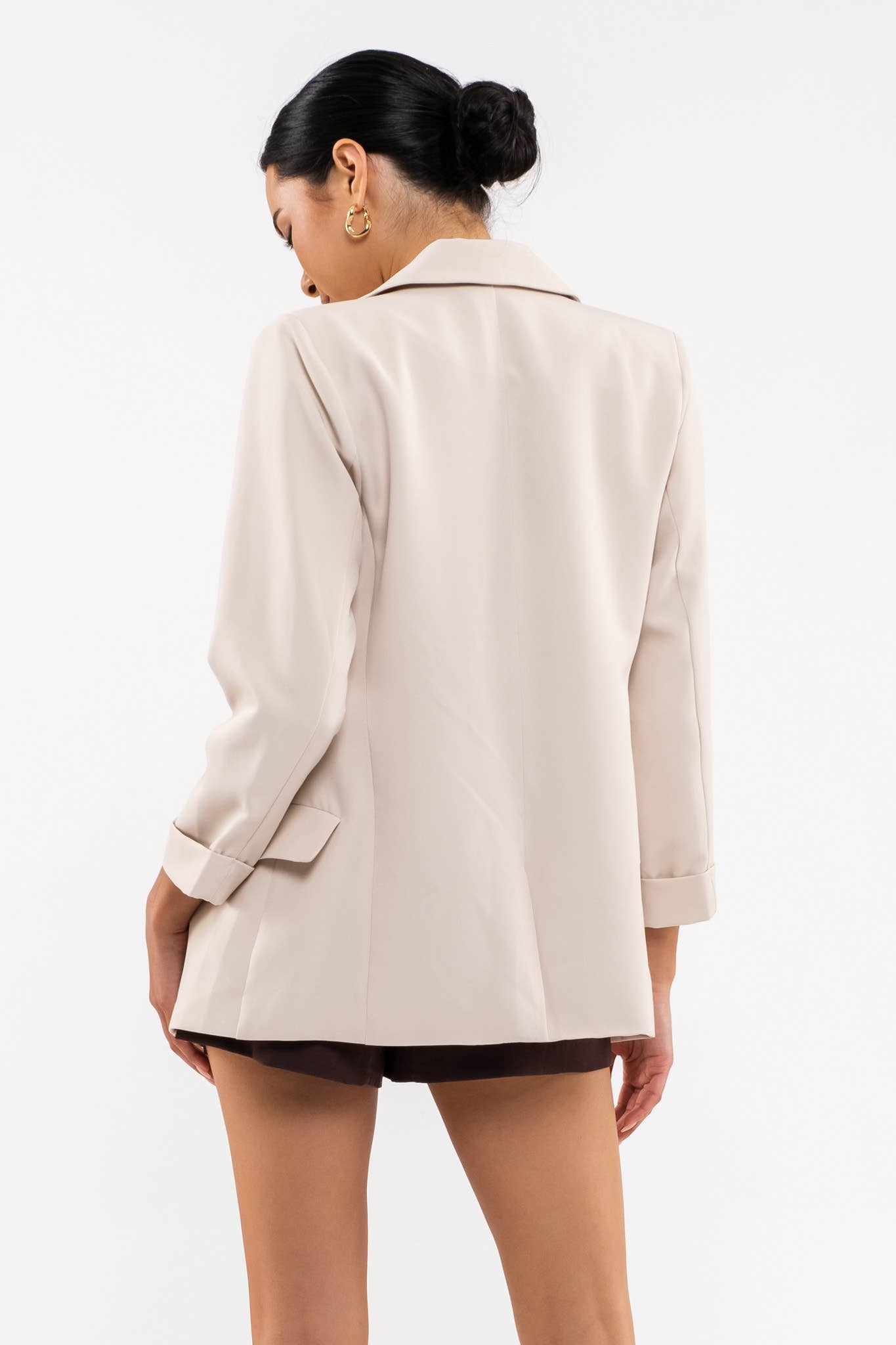 The Workshop Studio - Wholesale Blazer - Women's - SOLID FOLDED SLEEVE BLAZER6