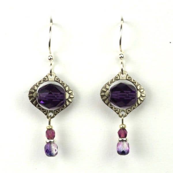 Dingla Öra W/Drop Grape för wholesale av Beautiful Medusa