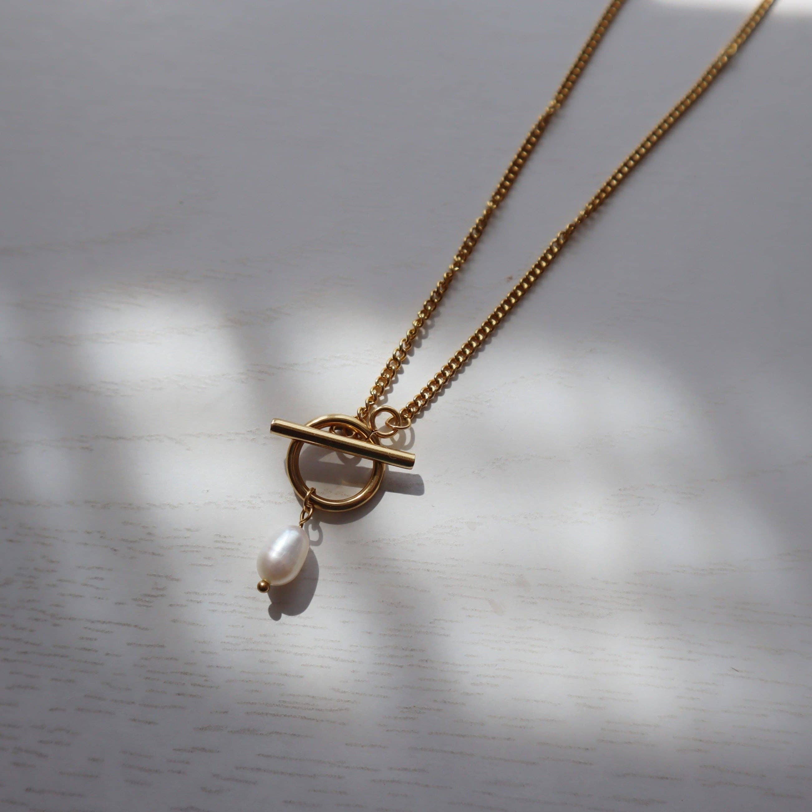 JESSA Jewelry - Wholesale Pendant/Charm Necklace - Pearl Toggle Necklace3