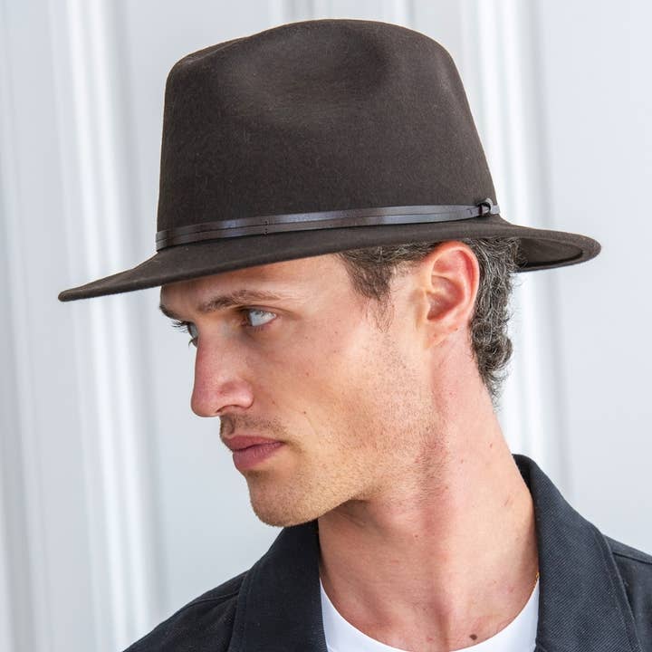 TRAVAUX EN COURS... - Wholesale Fedora - Women's - FELT HAT - leather band, sewn brim39