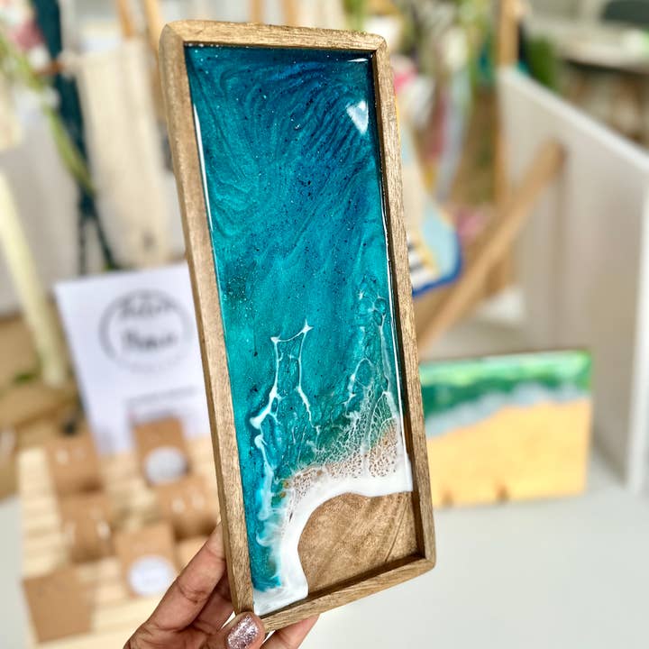 Prescription Resin - Wholesale Decorative Tray - MANGO WOOD RESIN SEASCAPE OCEAN ART TRAY | SERVING PLATTER