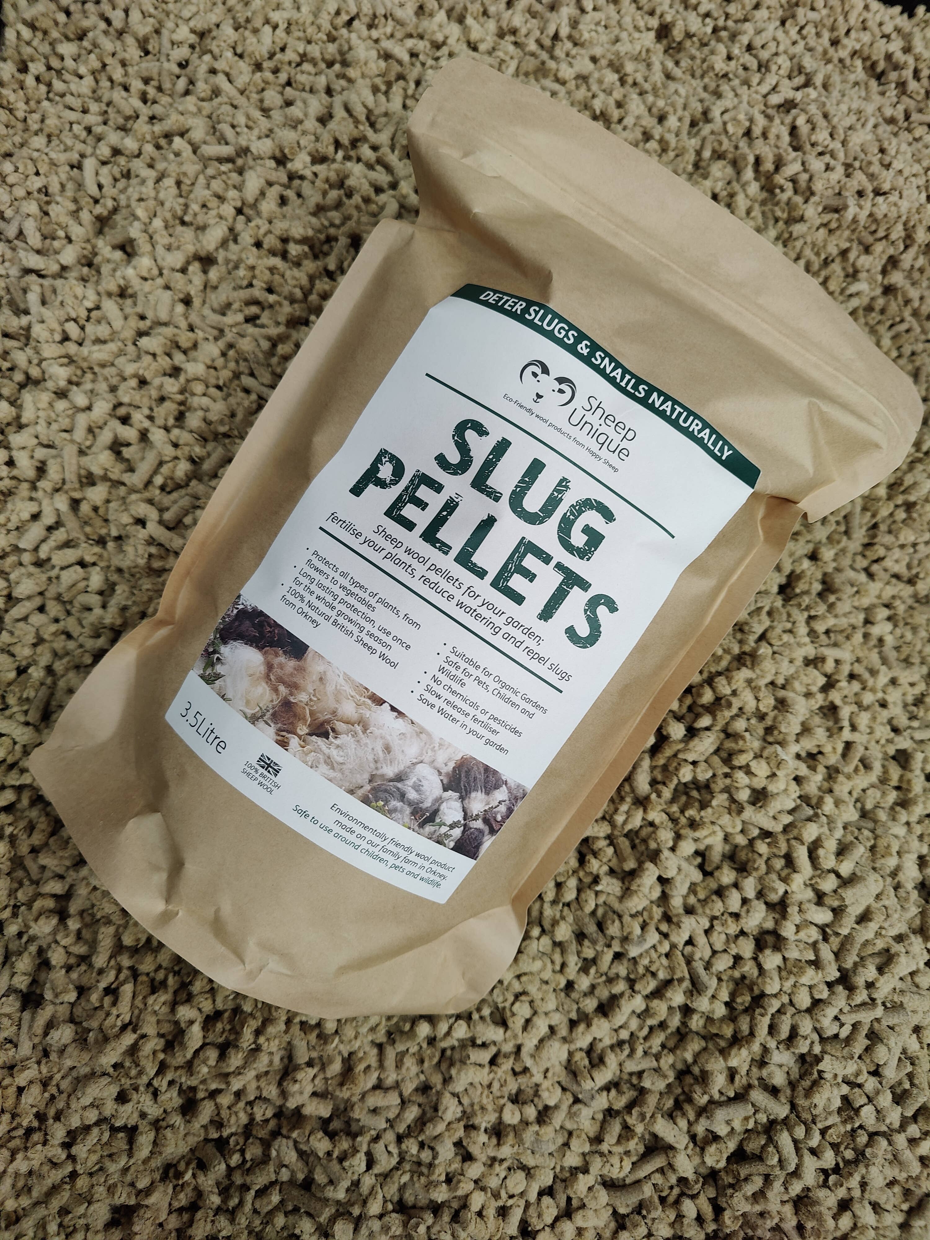 Sheep Unique - Wholesale Planting/potting soil - Slug Wool Pellets - 100% Wool, Pest Repellent, 3.5L / 7.3pts13