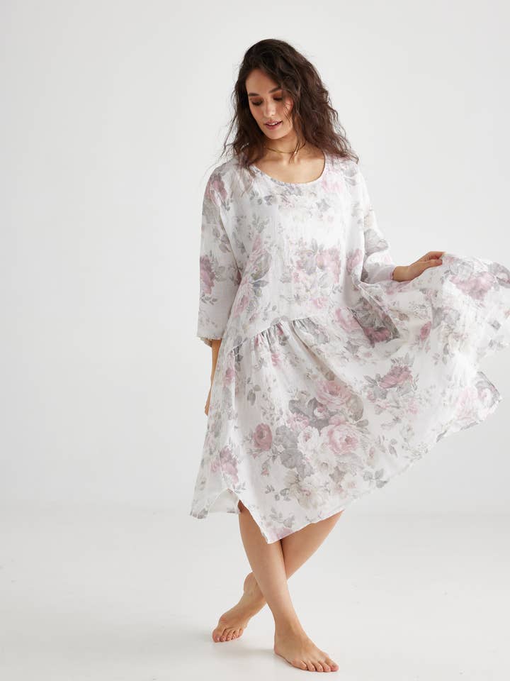 Miss Rose Sister Violet – Engroshandel Kjole - Dame – Dameklæde Clarissa i hør med blomsterprint13