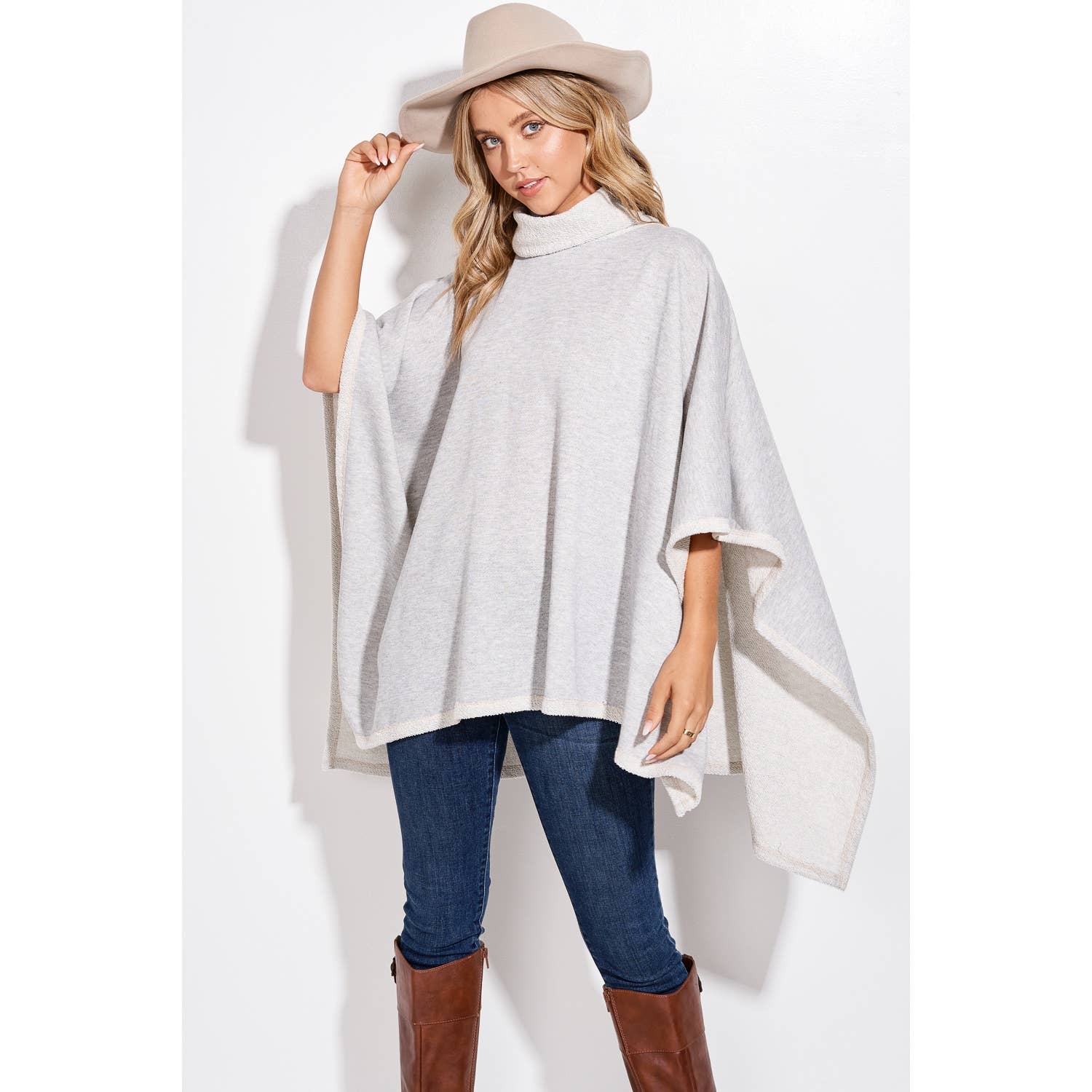 Phil Love – Großhandel Poncho – Damen – Solider Poncho mit Rollkragen4
