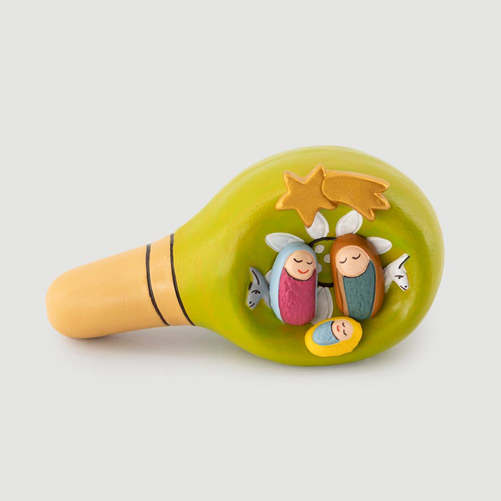 Veraluna Sustainable Clothing - Wholesale Nativity Scene Decor - HANDMADE NATIVITY SCENE GREEN MARACA