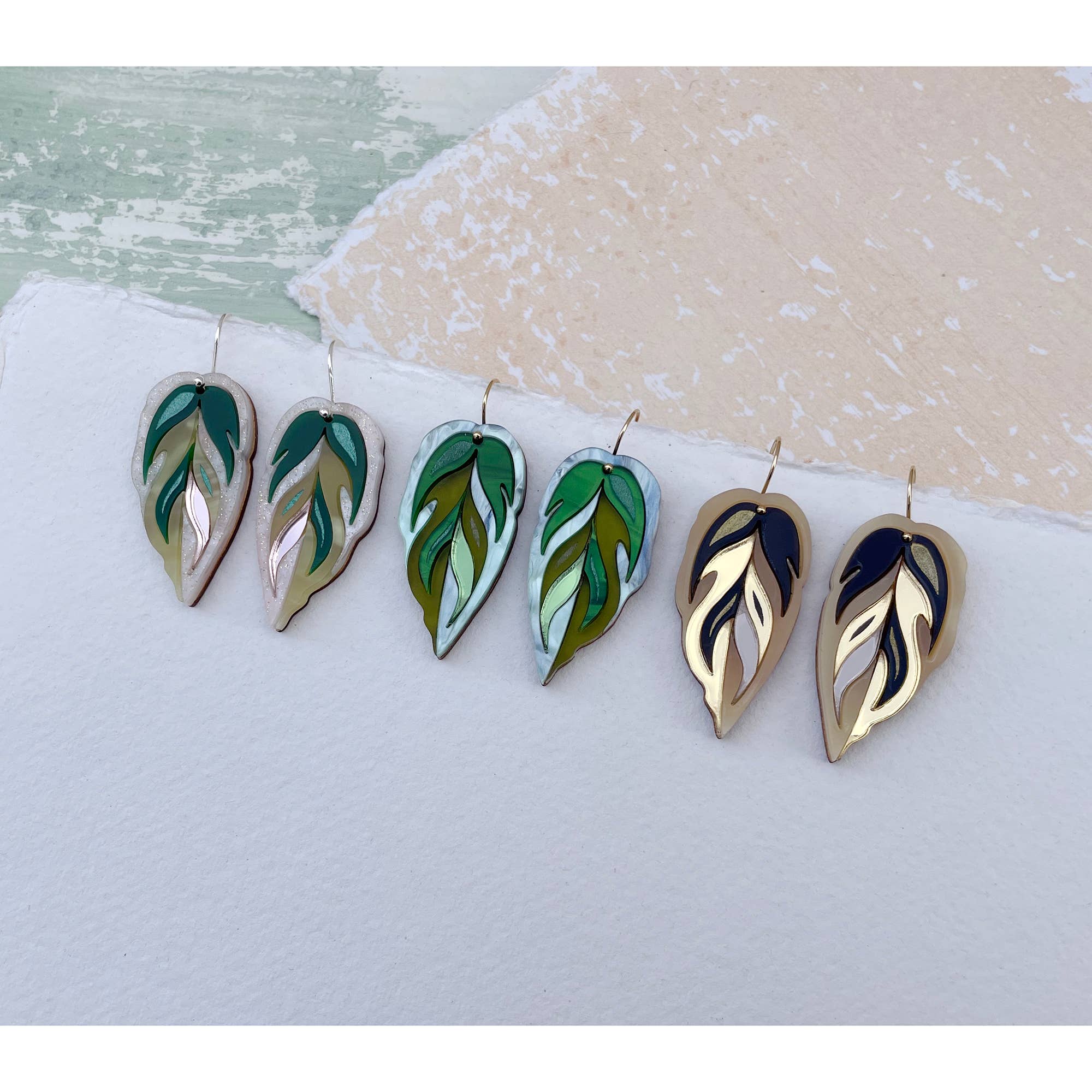 Rosa Pietsch – wholesale Dangle earrings – Calathea Leaf Hook Earrings : Pink & Green2