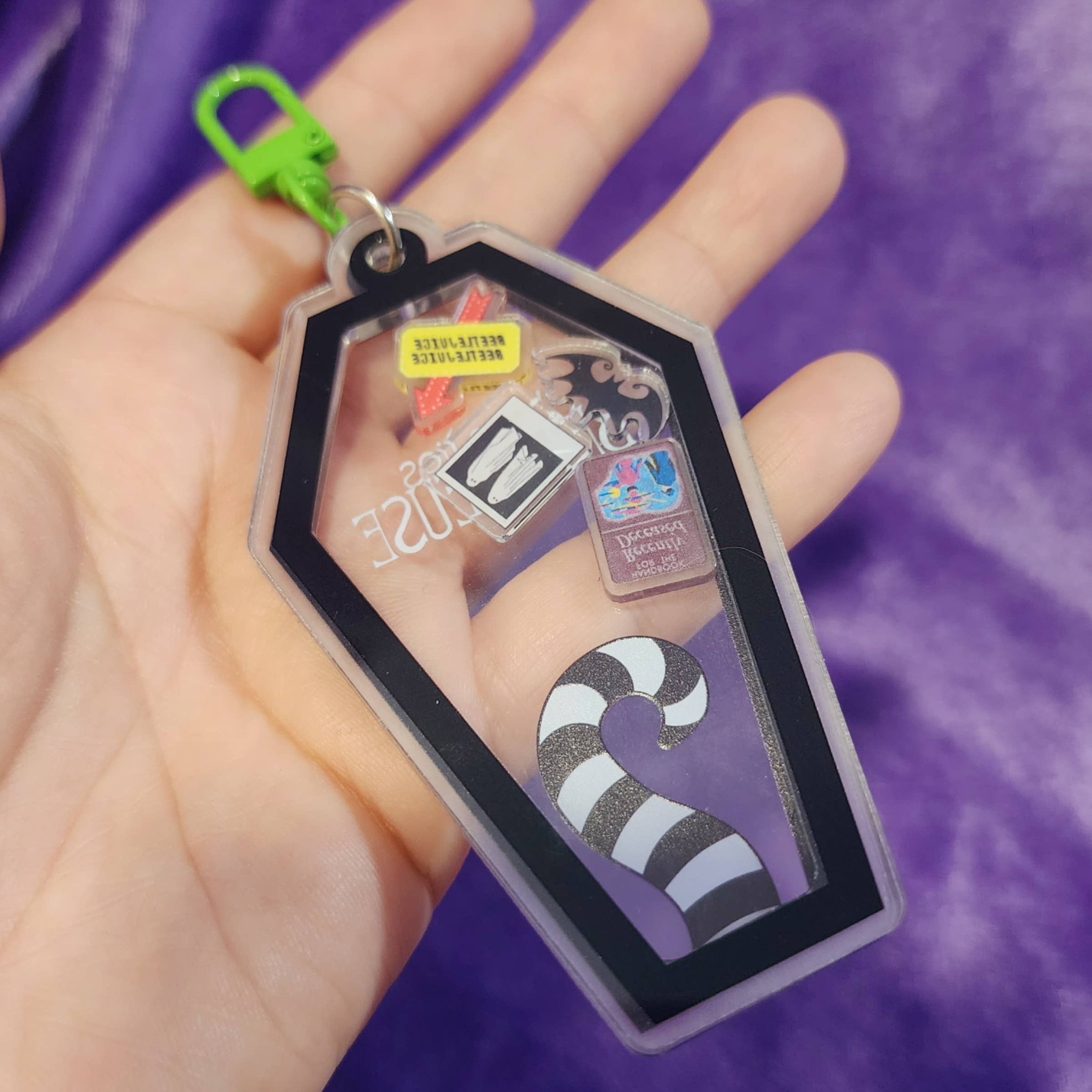 SHOPMALASTORE - Wholesale Keychain - Women's - Coffin Shaker Keychain – Acrylic 4