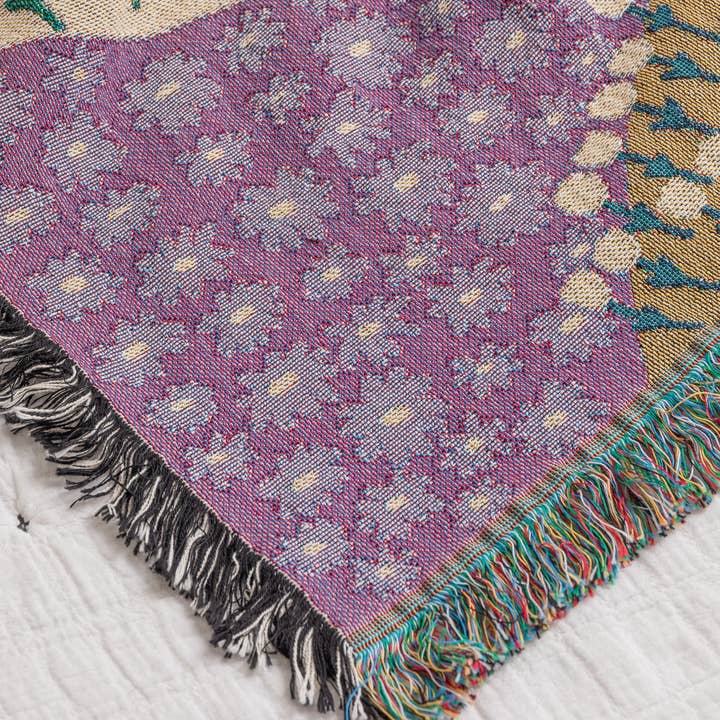 Good Merchant Co - Wholesale Throw Blanket - Flower Fields Throw Blanket1