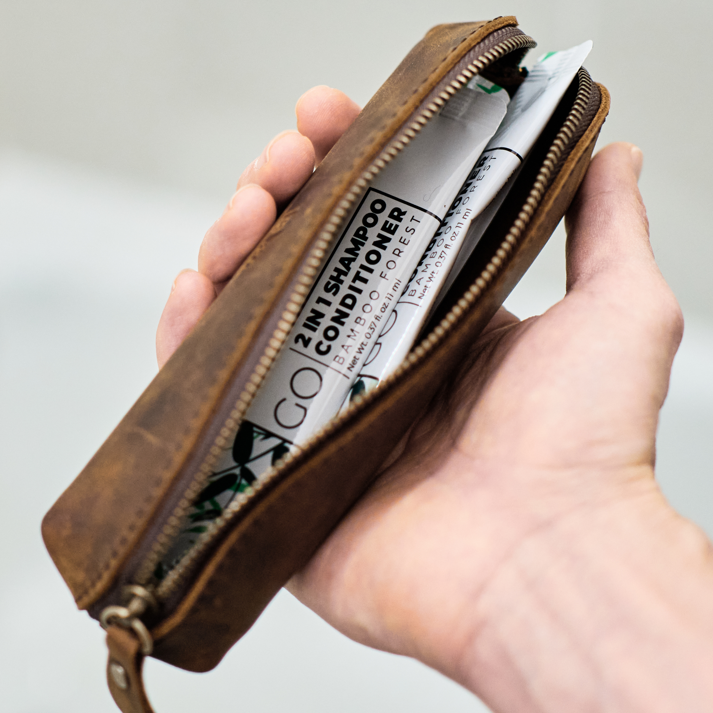 Go Mouthwash - Wholesale Shampoo Puck/Solid Shampoo - GO Travel Size Shampoo and Conditioner (1 Box - 20 Packets)4