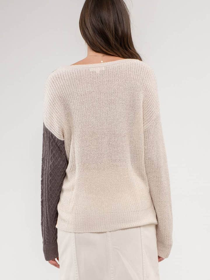 Blu Pepper - Wholesale Knit Sweater - Women's - LIGHT-WEIGHT COLORBLOCK KNIT