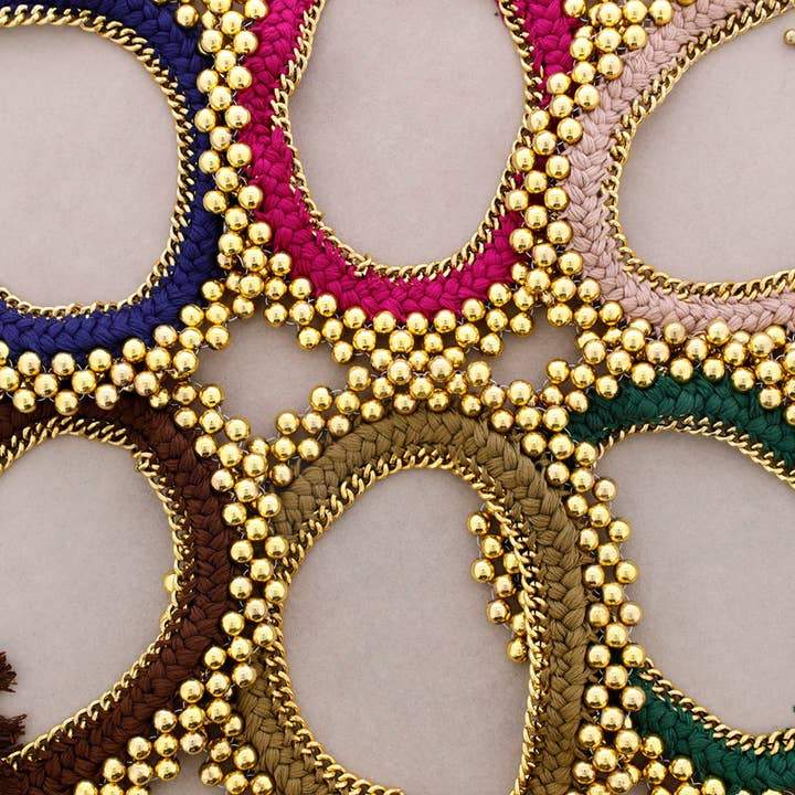 La Cuerda De Sol – wholesale Snap-smycken – FLÄTAD TRÅD PÄRLHALSBAND