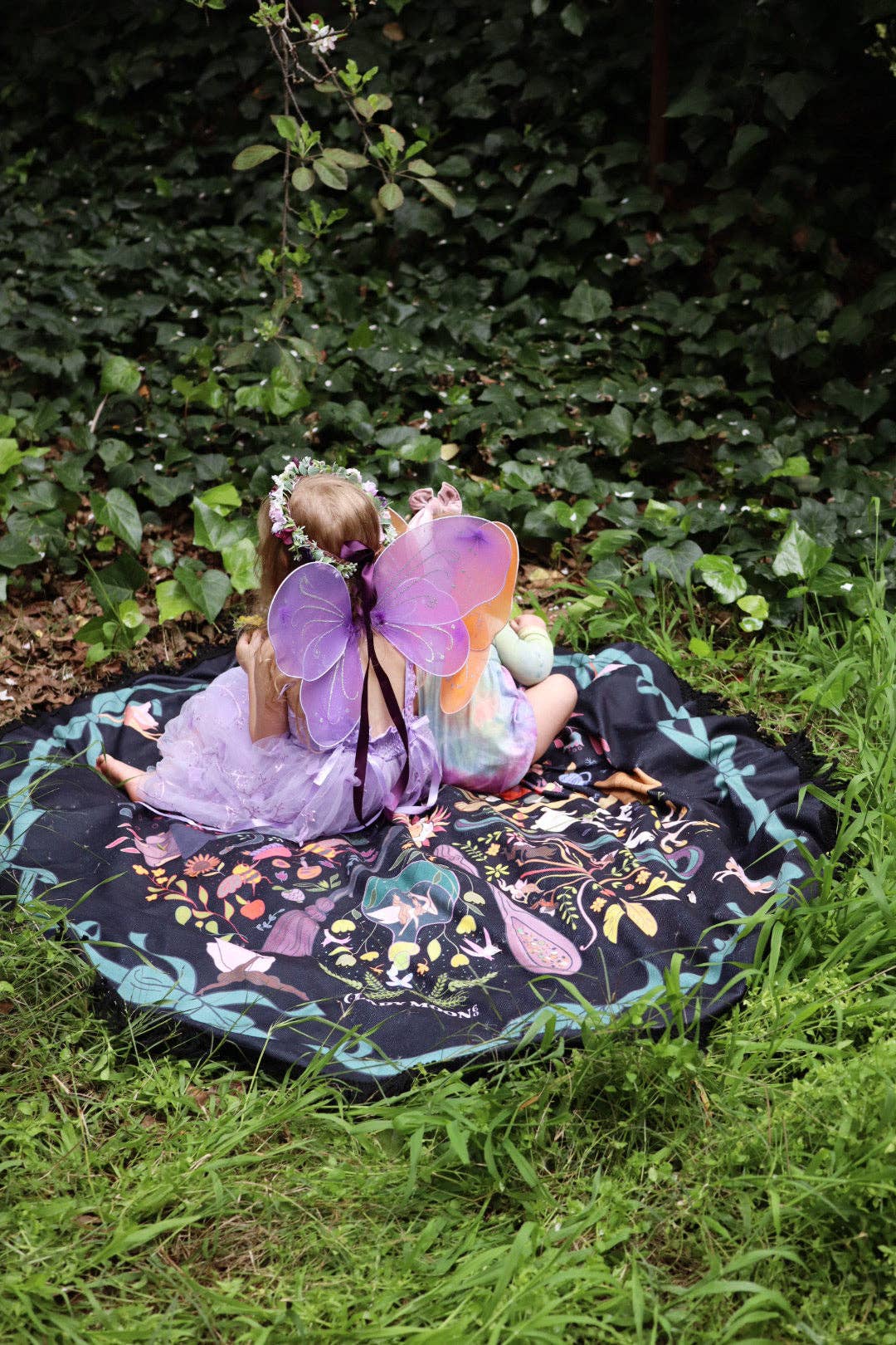 Lady Moon Co.® – wholesale Beach towel – Wheel Of The Fae Traveling Spell Space9