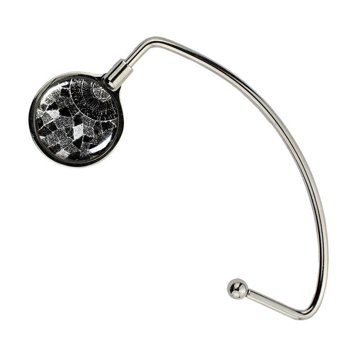 Crochet de sac à main aborigène Corinne argenté et noir - SD267W pour la vente par Mo Resin