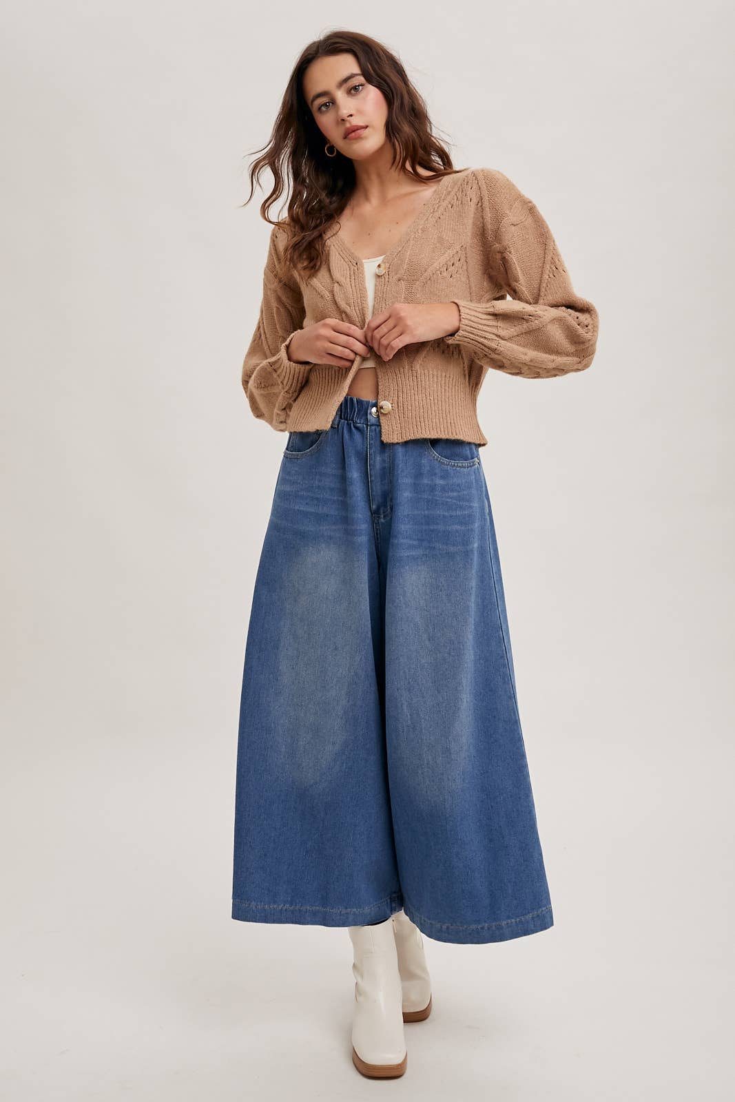 Bluivy – calças de ganga - Mulher por atacado – JEANS JEANS COM PERNAS LARGAS16