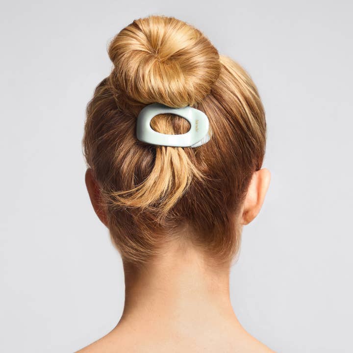 KITSCH - Wholesale Hair Clip - Women's - Recycled Plastic Small Flat Cloud Clip - Sage Leaf1