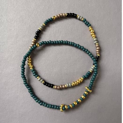 Goldene grüne Armbänder für den Großhandel von BillieLillie Sieraden