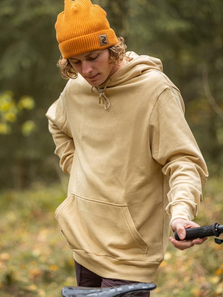 Technical Organic Cotton MTB Hoodie | Valcariz Castanea for wholesale by Valcariz