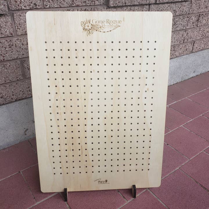 The Innovative Tech - Wholesale Jewelry Stand & Display - Retail peg board Display Flat Board