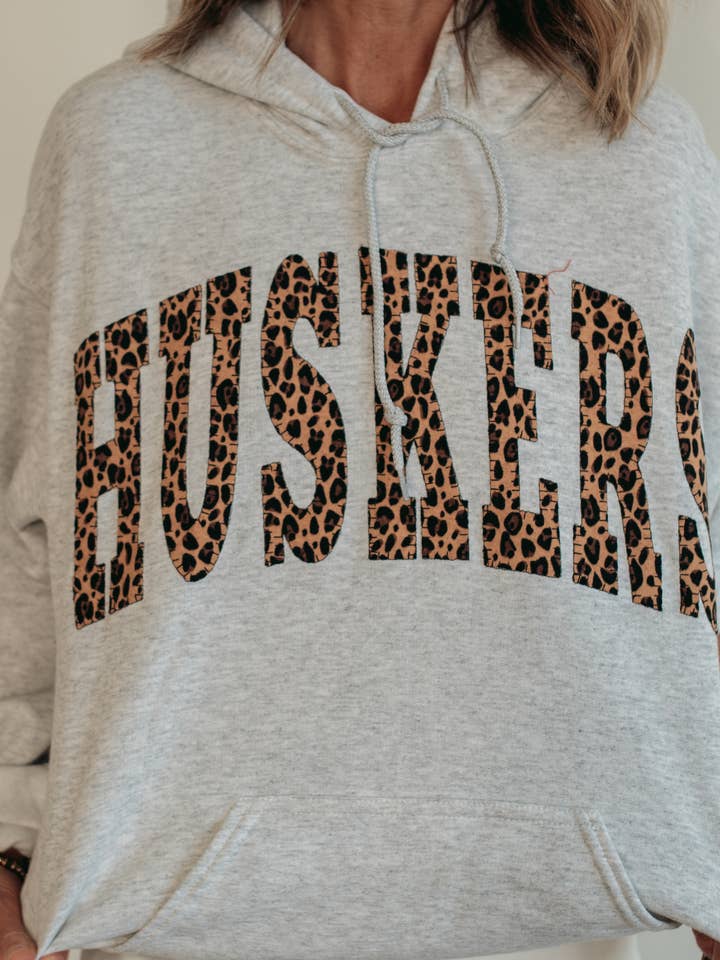 CHEETAH HUSKERS APPLIQUE - ASH GREY HOODIE for wholesale by h.flynn
