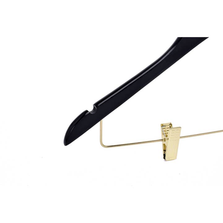 Quality Hangers - Vente Cintres - W072 Cintres à jupe en bois semi-incurvés - Noir avec crochet doré1