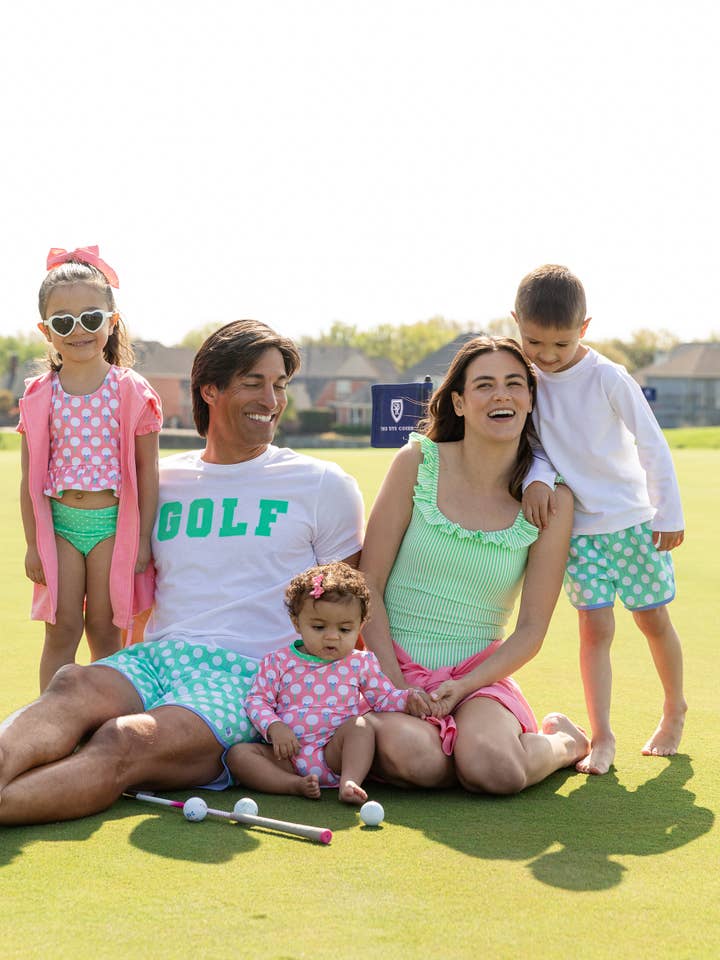 Verde Ragazzi Tee Time Golf Costumi da Bagno con Orlo a Delfino in vendita all'ingrosso su Faire5