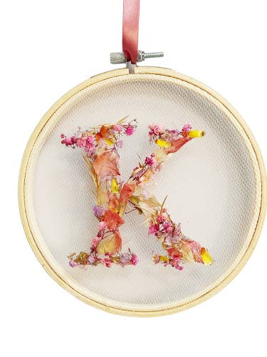 Everlasting Floral Hoop Craft Kit for wholesale by Make, Do & Trend