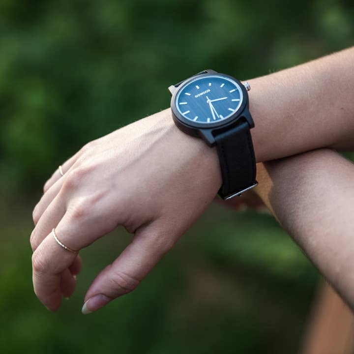 GOWOOD - Venta al por mayor Reloj de pulsera - Hombre - Reloj de madera de sándalo negro con correa de corcho real