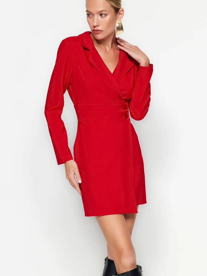 Knappdetaljerad vävd minikavajklänning för wholesale av Hoxton Gal